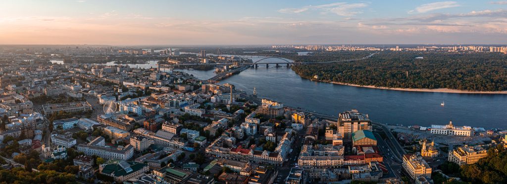 Як просувати блог у Києві у 2025 році: Повний гід від SEO-експерта